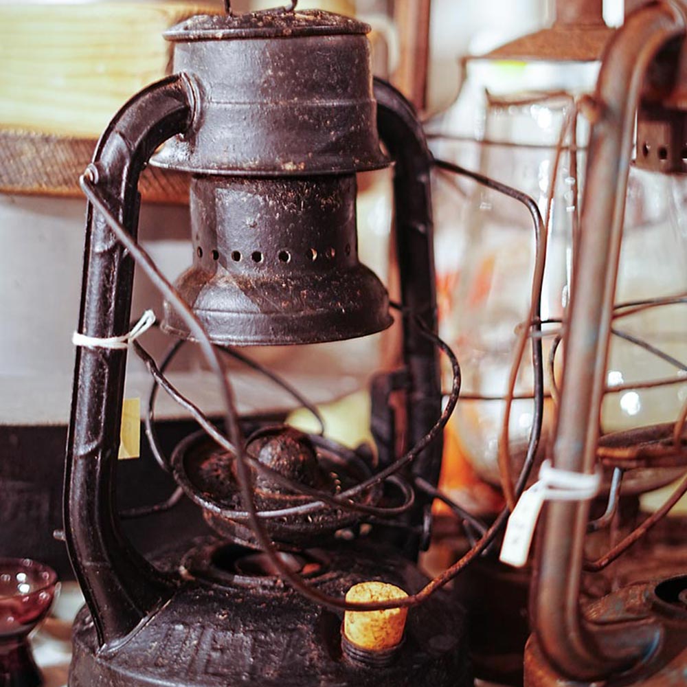 image of artefacts and antiques formerly in the Hale Aloha in Lahaina.